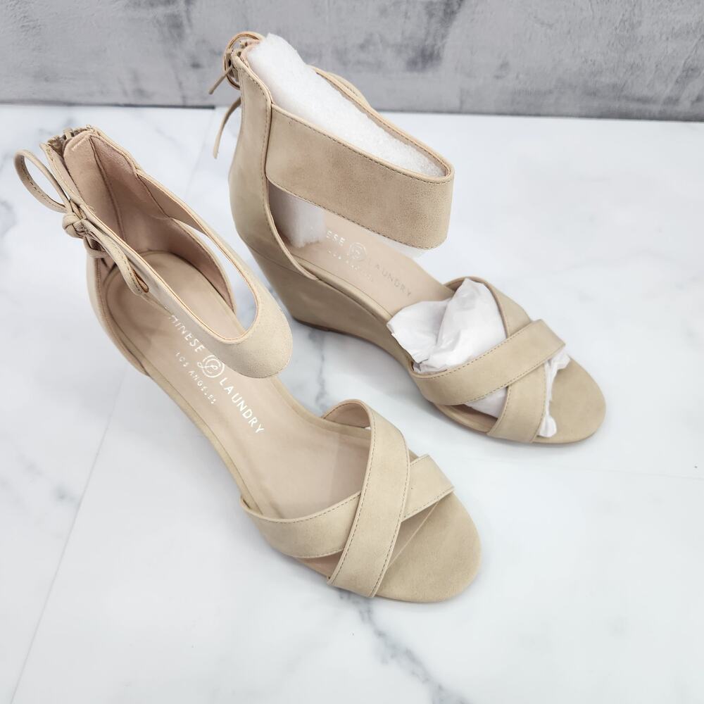 NIB Chinese Laundry Z-Celly Nubuck Beige Round Toe Platform Zip up 7.5 US 38 EU - Picture 6 of 15